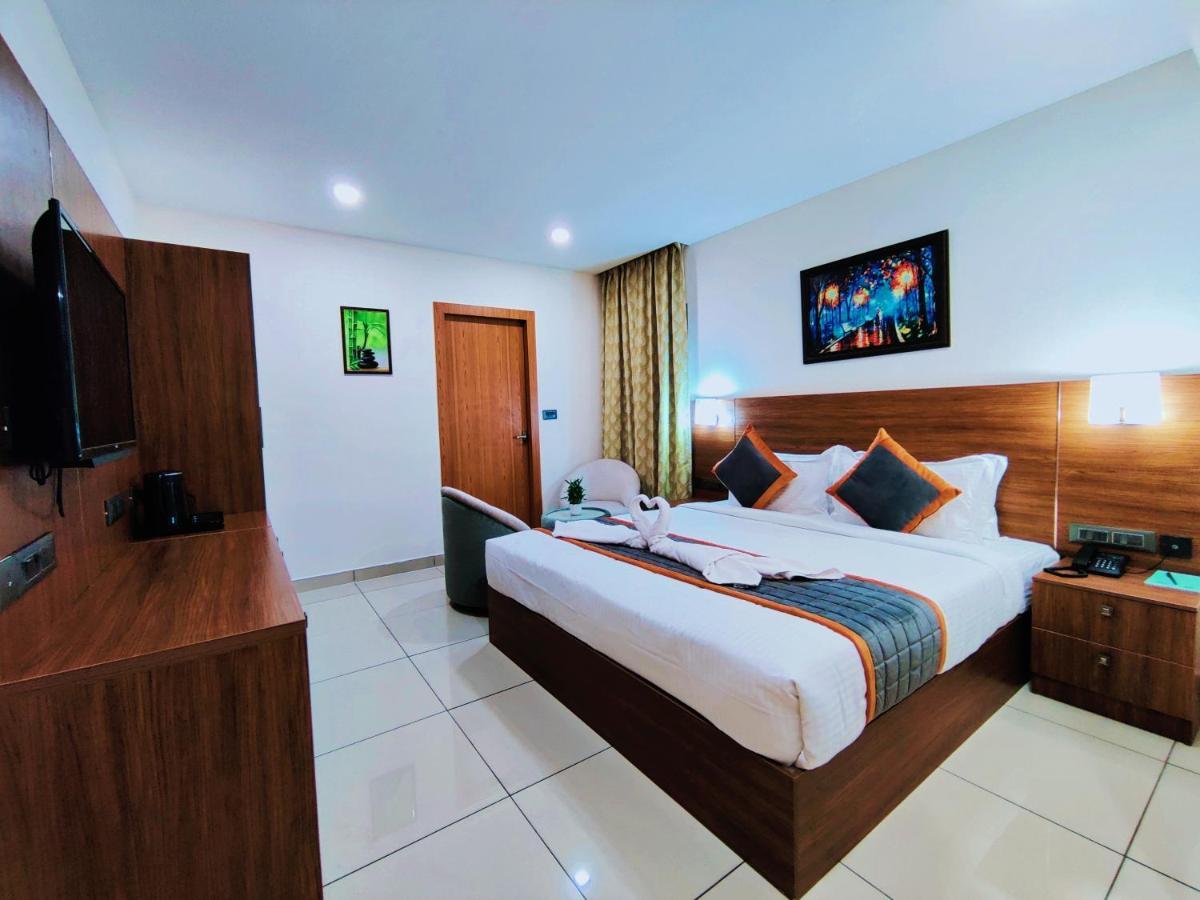 Hotel Seapark Kollam Exterior photo